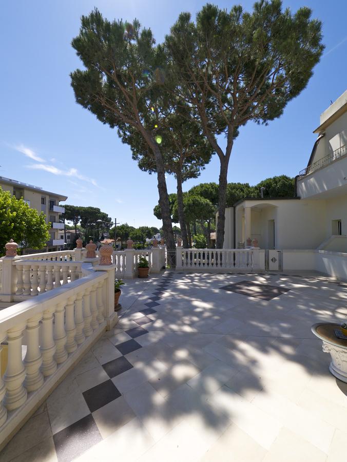 Hotel Azzurra Llido Degli Estensi Esterno foto